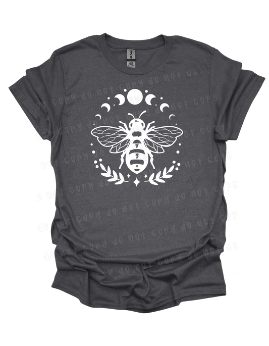 Bee.Moon.